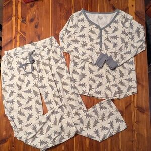 Women's Pajamagram Cream Tree-Print Pajama Set with Gray Trim